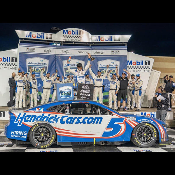 Kyle Larson ELITE Kansas Race Win 1:24 2024 Diecast Car HendrickCars #5 NASCAR