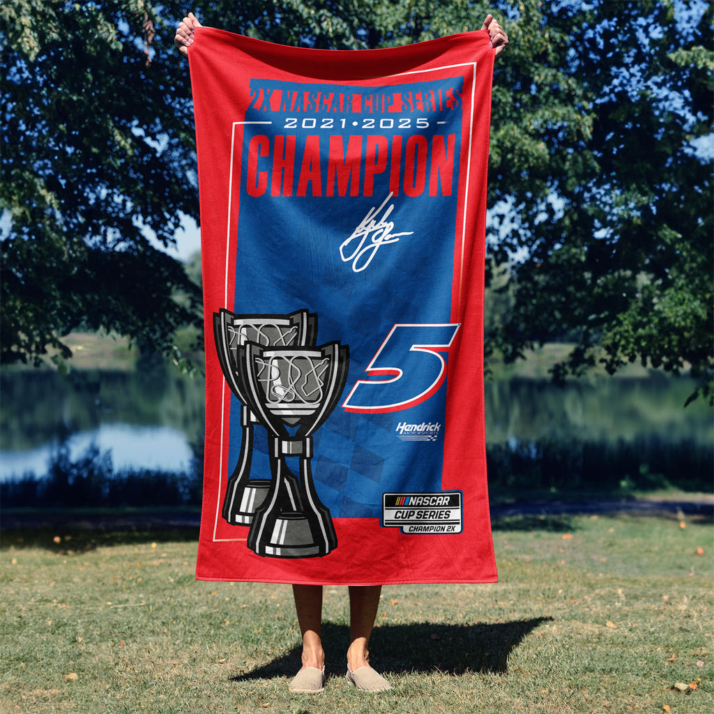 Kyle Larson 2025 NASCAR Champion Trophy 30x60 Beach Towel 