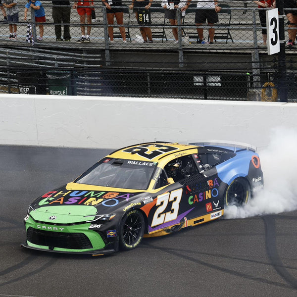 Bubba Wallace Indianapolis Brickyard 400 Race Win 1:64 Standard 2025 Diecast Chassis Car