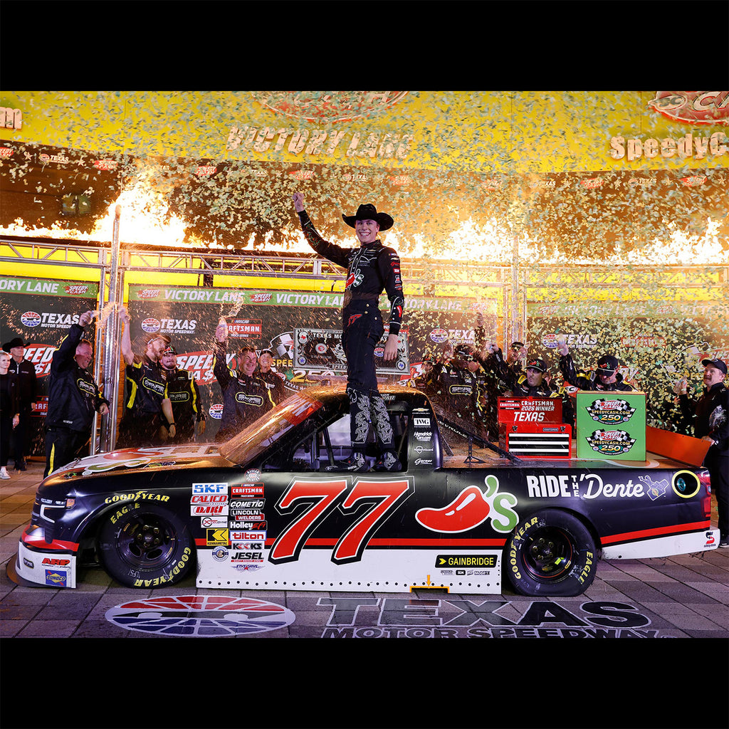 Carson Hocevar Texas Truck Race Win 1:24 Standard 2026 Diecast #77 Chili's NASCAR