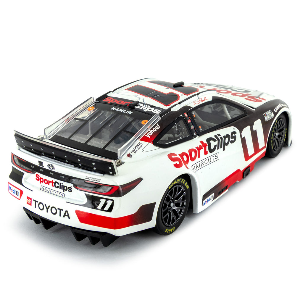 Denny Hamlin ELITE Sport Clips 1:24 2025 Diecast Car #11 NASCAR