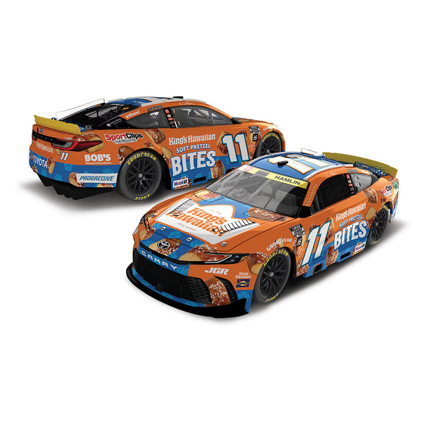 Denny Hamlin King's Hawaiian Soft Pretzel Bites 1:64 Standard 2025 Diecast Chassis Car #11 NASCAR