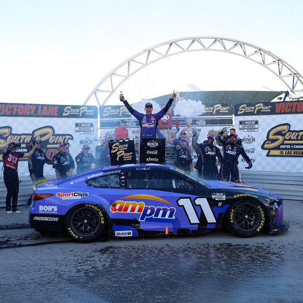 Denny Hamlin Las Vegas 60th Cup Race Win 1:24 Standard 2025 Diecast Car