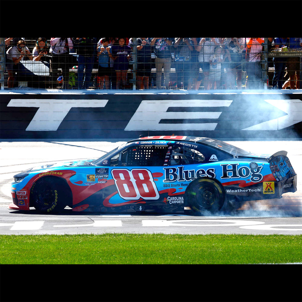 Kyle Larson Texas Xfinity Series Race Win 1:24 Standard 2025 Diecast Car #88 NASCAR