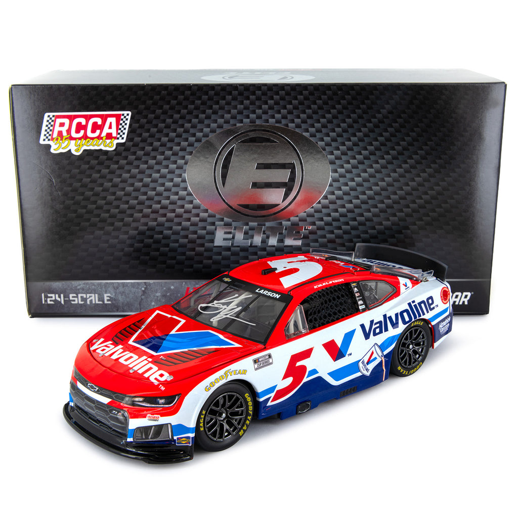 Kyle Larson Autographed ELITE Valvoline 1:24 2026 Diecast Car
