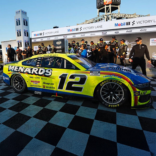 Ryan Blaney Phoenix Race Win 1:24 Standard 2025 Diecast Car