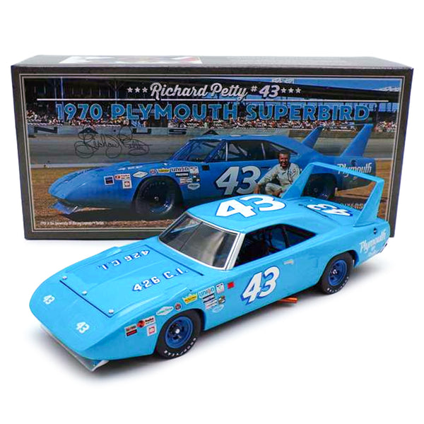 Richard Petty Plymouth Superbird 1:24 Standard 1970 Diecast Car