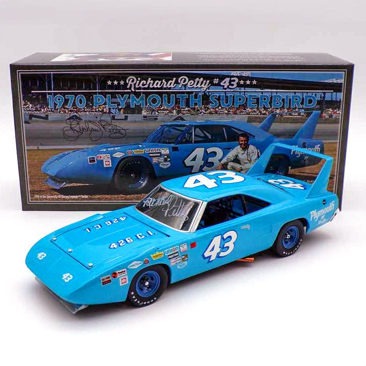 1970 Plymouth Superbird 1:24 ダイキャストモデル Richard Petty Autographed Plymouth Superbird 1:24 Standard