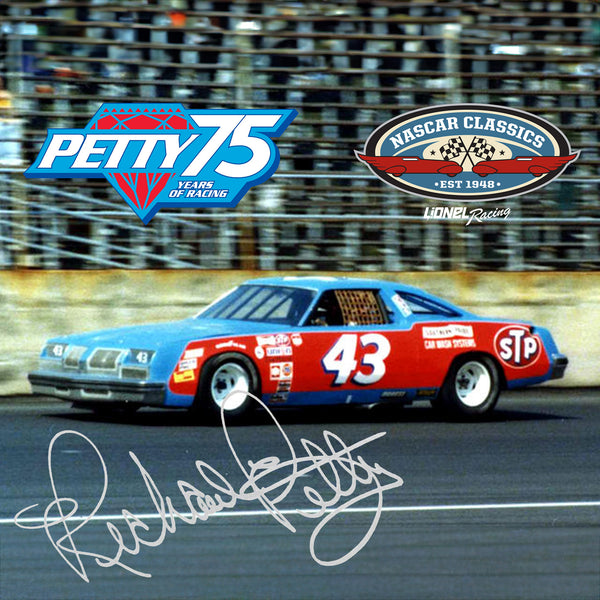 Richard Petty Autographed Daytona 500 Race Win 1:24 Standard 1979 Diecast Car #43 STP NASCAR