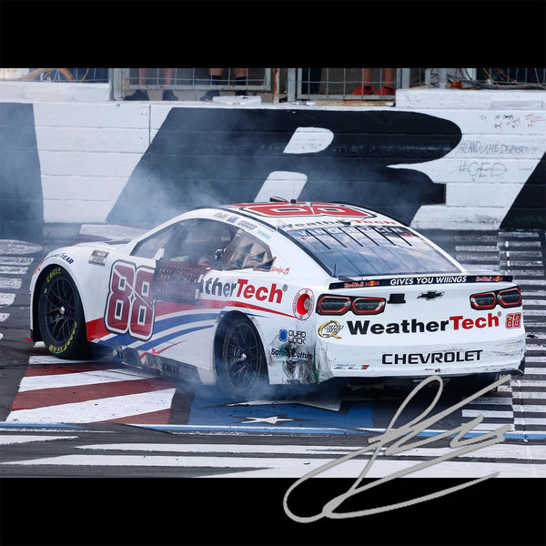 Shane van Gisbergen Autographed Charlotte Roval Race Win 1:24 Standard 2025 Diecast Car WeatherTech #88 NASCAR