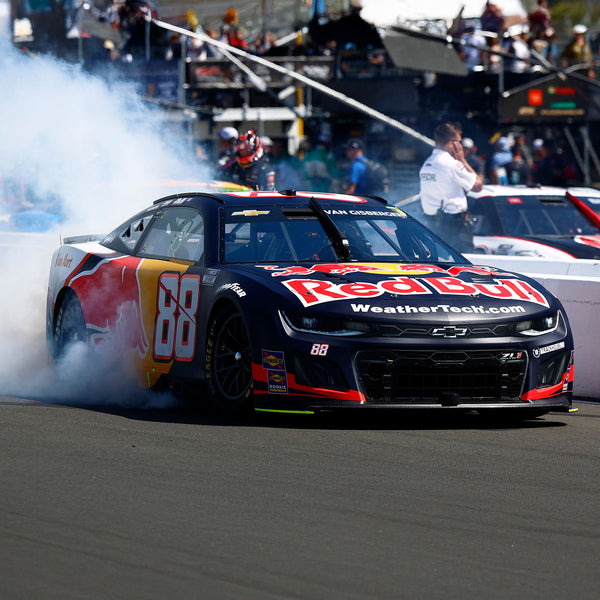 Shane van Gisbergen Sonoma Race Win 1:24 Standard 2025 Diecast Car