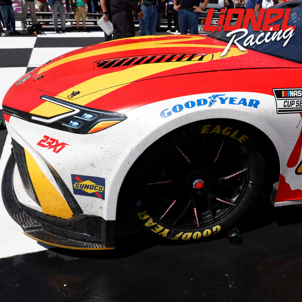 Tyler Reddick ELITE Michigan Race Win 1:24 2024 Diecast Car McDonald's #45 NASCAR