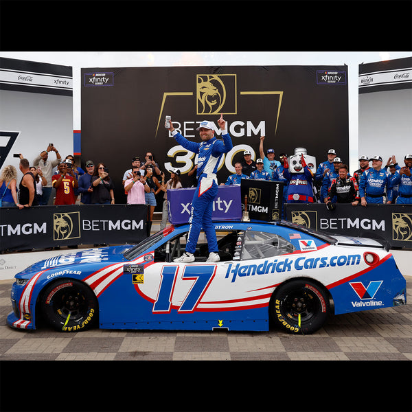 William Byron Charlotte Xfinity Series Race Win 1:24 Standard 2025 Diecast Car